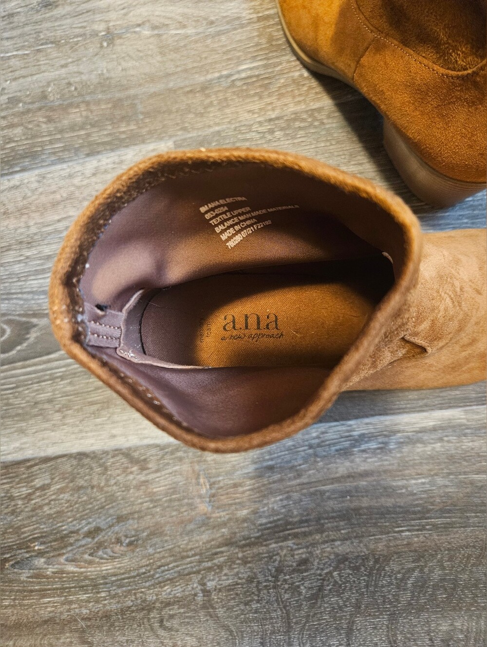 3 For $15 🎊 Brown Suede Fold-Over Ankle Boots - Picture 6 of 10